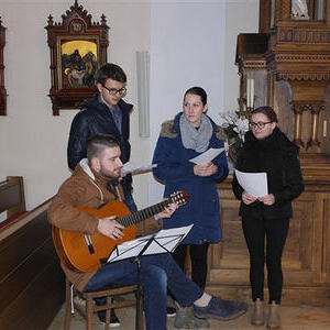 Kindersegnung mit P. Meinrad