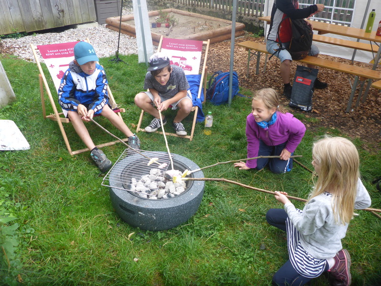 Grillen im Steckerl und Knacka