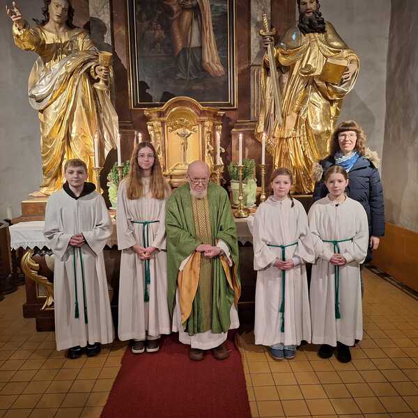 Pfarrcafé Goldhauben