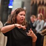 Wir feiern das Leben 2017 | Gottesdienst im Linzer Mariendom | Gebärdensprachdolmetscherin Stefanie Gunesch