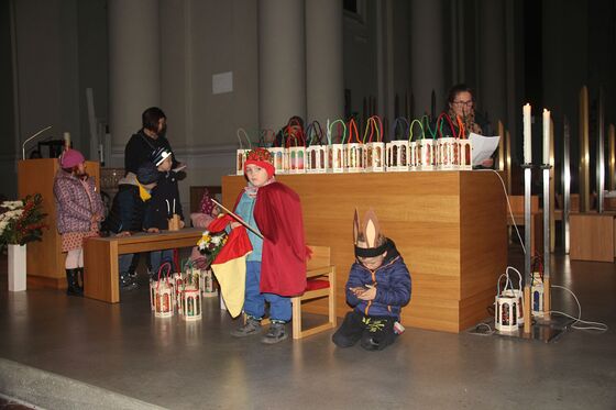 Fr. 10. November - Kirche Linz-Hl. Familie