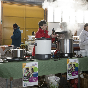 Fastensuppe am Bauernmarkt - HLW/kfb