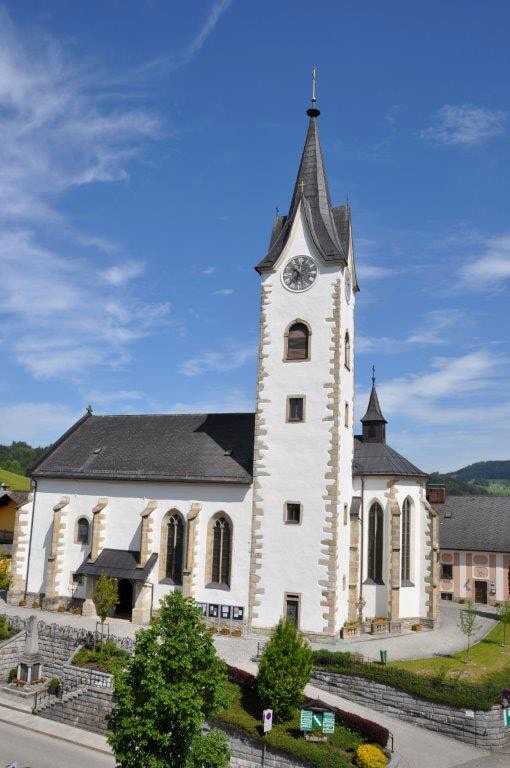Pfarrkirche Aussenaufnahme