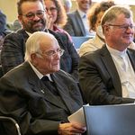 Bischof em. Maximilian Aichern (l.) und Bischof Manfred Scheuer