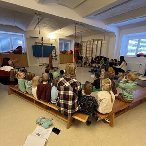 Lustig, lustig, tralalalala, …