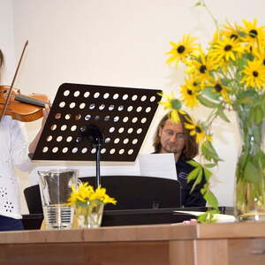 Lesung 'Koa Blattl vorm Mund' mit Musikgruppen der Musikschule
