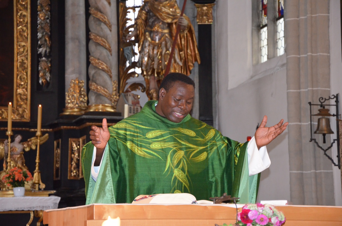 Verabschiedung Kaplan Paul Mutebi