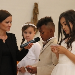 St. Quirinus feiert mit 10 Erstkommunionkindern 2026