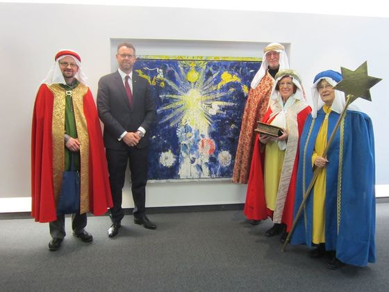 Linz-Hl. Familie - Sternsinger bei der RLB OÖegs