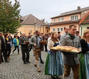 Erntedank- und Pfarrfest 2022
