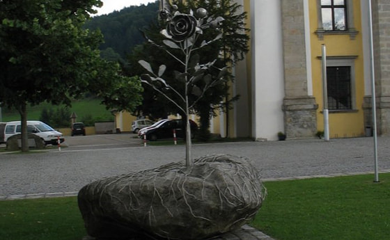 'Friedensrose'-Verleihung am 1. September in Asten mit Bischof Küng