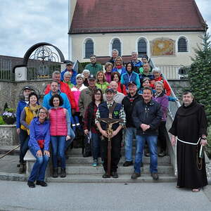 Sammelstelle vor der Pfarrkirche