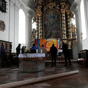 Fastentuch der Pfarrkirche Ostermiething