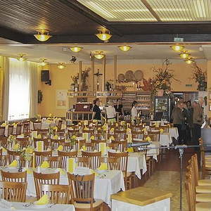 80er-Feier von Pfarrer Antesberger