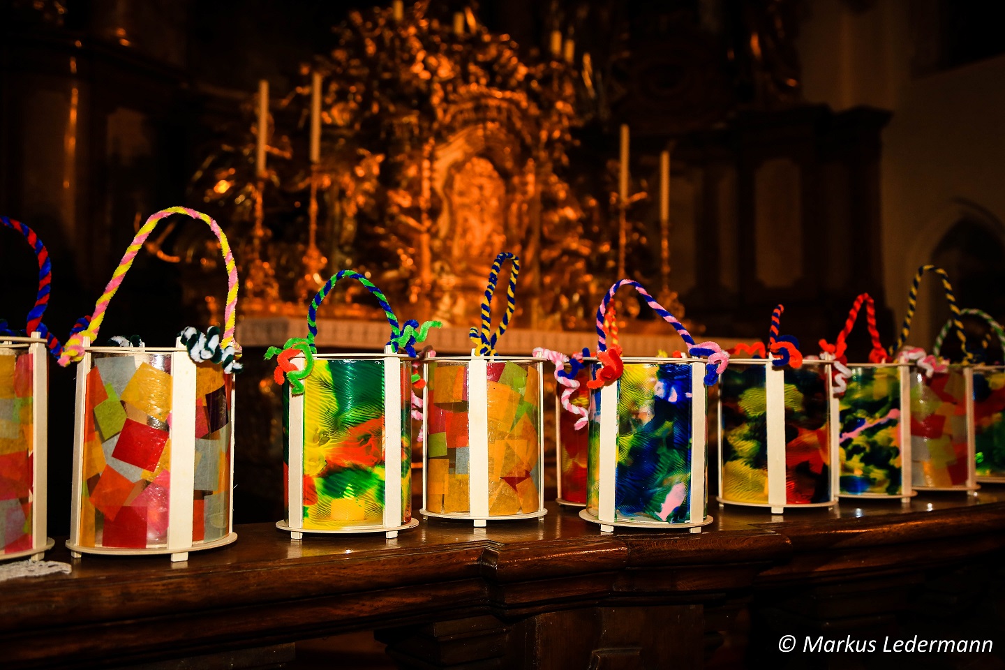 Martinsfest / Markus Ledermann Laternen Kirche