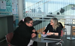 Anita König und Ursula Zettler beim Interview