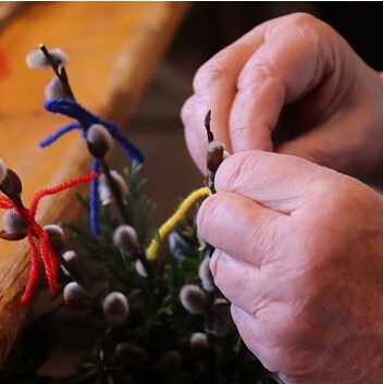 H#nde, die palmbesen binden