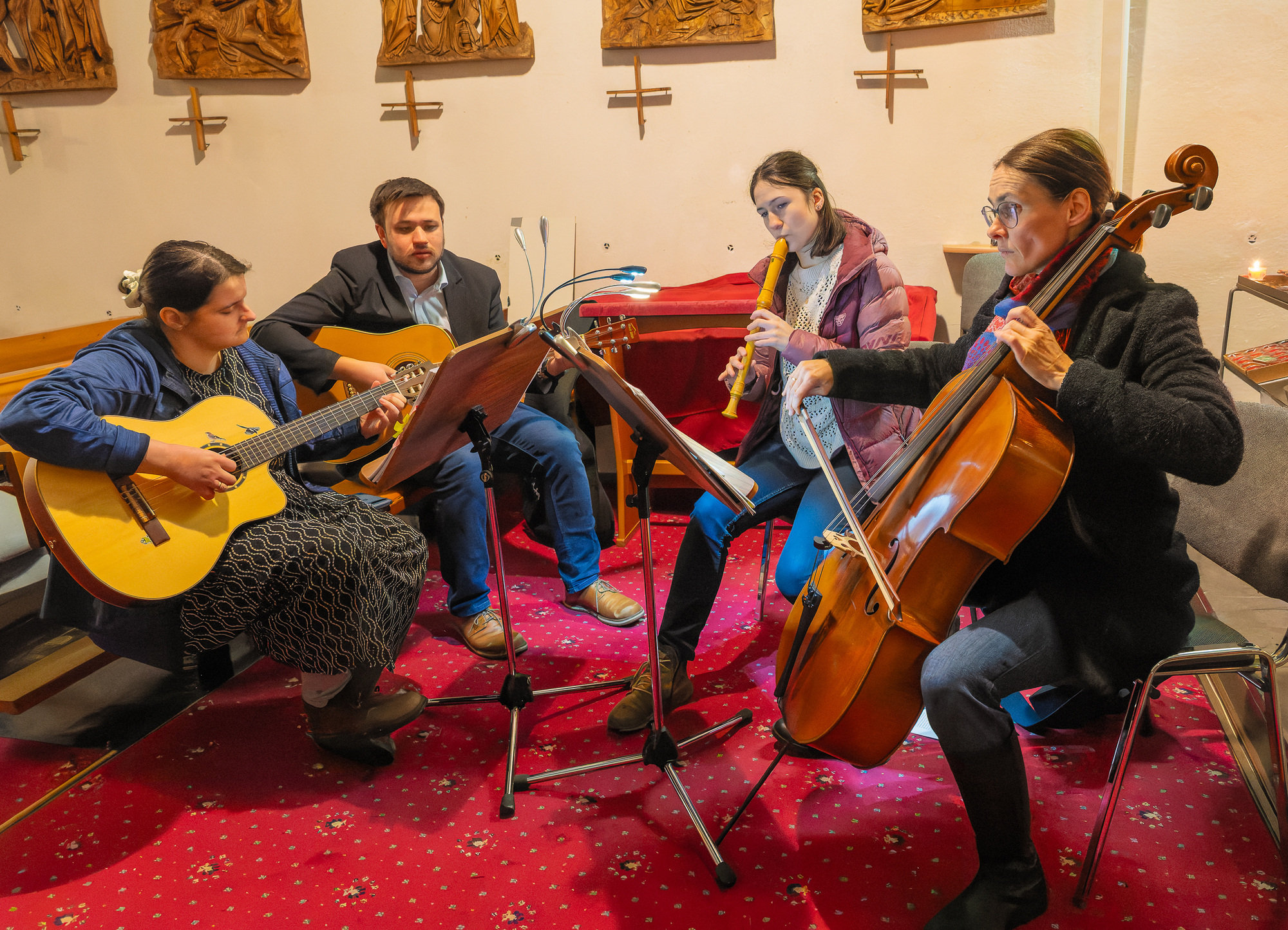 Ölbergwache mit Liedern aus Taizé in der Pfarrkirche Kirchdorf/Krems
