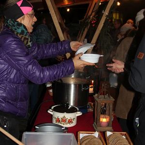 Adventkranzsegnung in St. Quirinus