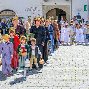 Segnung der Kreuzigungsgruppe am Schmidberg