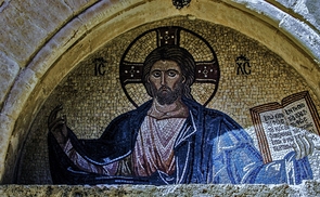 Orthodoxe Christen feiern Ostern