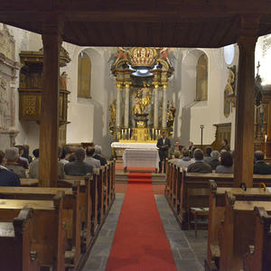 Ehrenamtlichen der Pfarre Kirchdorf wurden durch Pfarrer Pater Severin Kranabitl. Eine kurze Danke in der Bergkirche in Klaus, anschließend bei Schninagl ein EssenFoto Jack Haijes