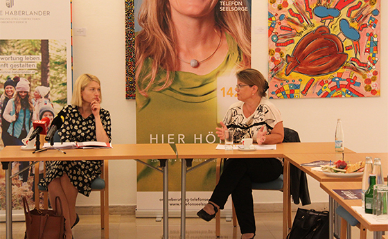 Mag.a Silvia Breitwieser, Leiterin der TelefonSeelsorge / © Diözese Linz Mag.a Silvia Breitwieser, Leiterin der TelefonSeelsorge