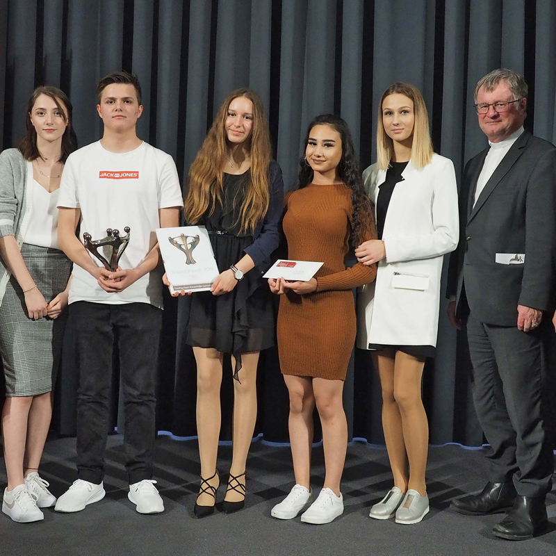 Theo-Prax-Team des Khevenhüller-Gymnasiums Linz bei der Solidaritätspreisverleihung 2019