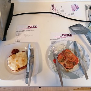 Da wird schon fleißig zusammengestellt