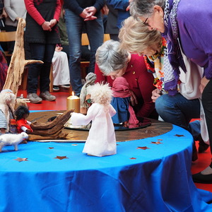 OLYMPUS DIGITAL CAMERA         