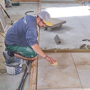 Bodenplatten Mittelgang