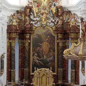 Die Bänke werden wieder montiert 17.09.2016