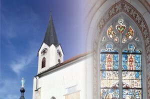 Öffnungszeiten und Kirchenführer