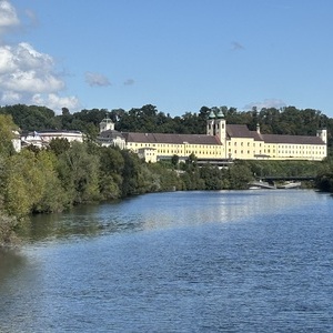 Blick auf das Stift Lambach 