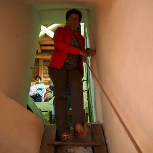 OLYMPUS DIGITAL CAMERA         