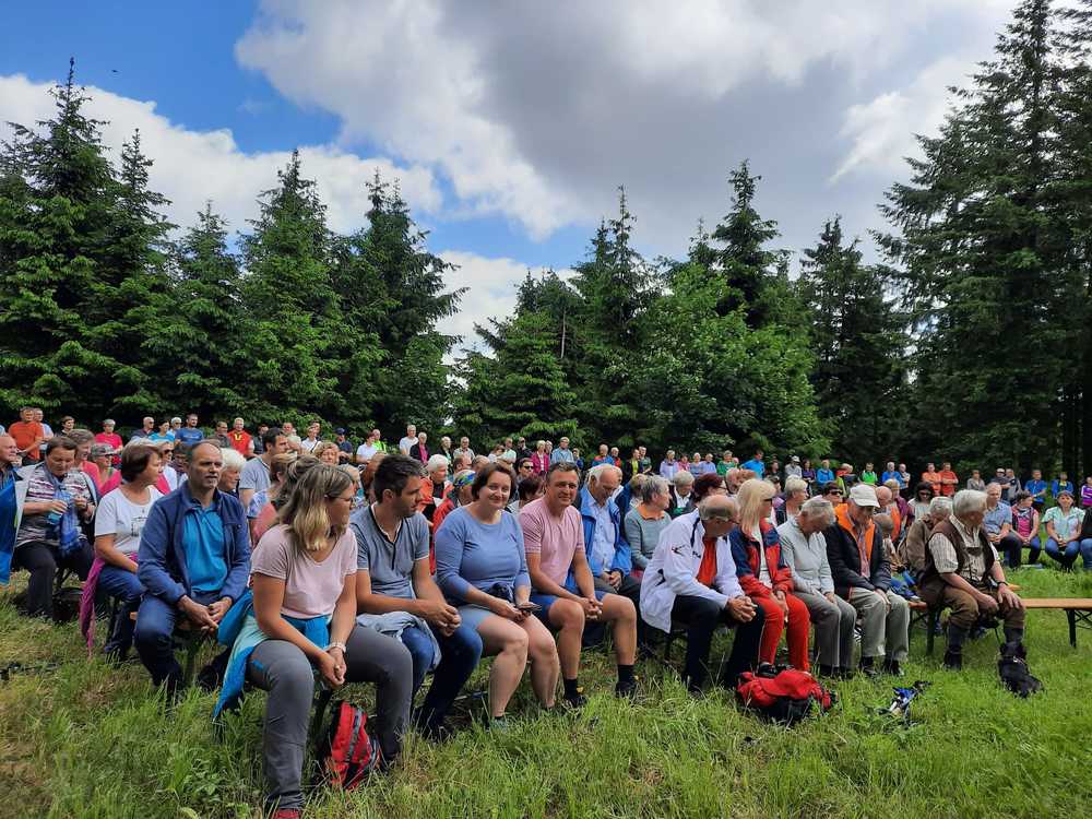 Besucher Schallenberg Bergmesse