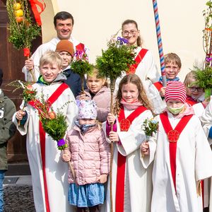 Palmprozession und Heilige Messe