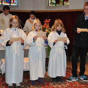 Drei neue Ministrantinnen für Lacken