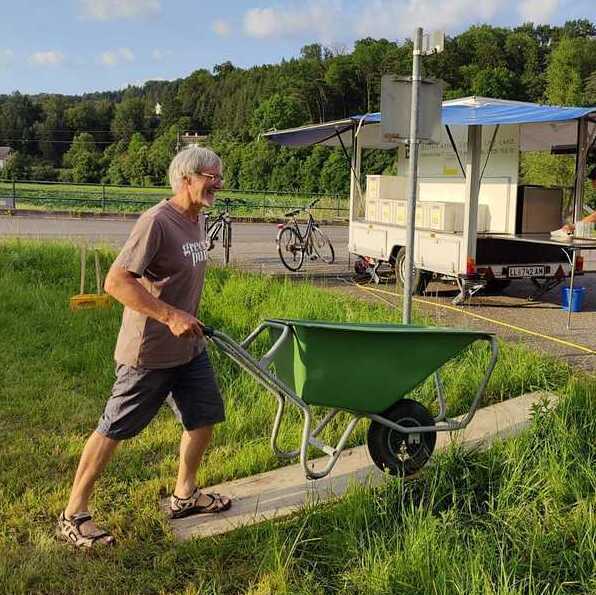 Festvorbereitung / © Pfarre Dörnbach Sunnwendfeia-2023