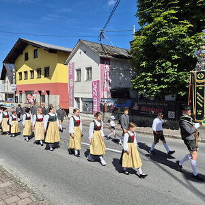 Weiterzug zum Marktplatz