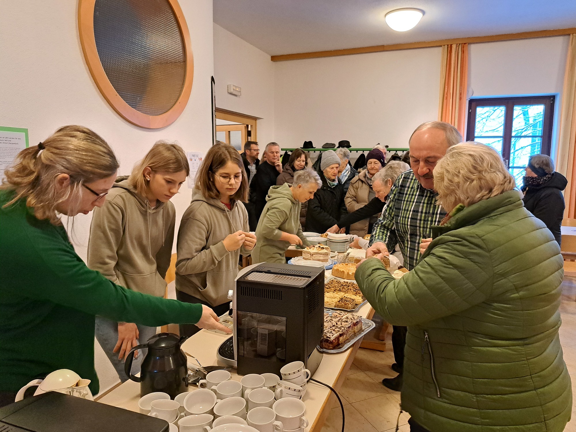 Pfarrkaffee im Pfarrheim Sarleinsbach