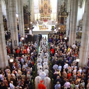 Festgottesdienst mit Kardinal Schönborn
