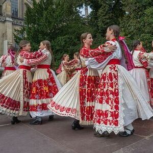 Musikalisch-tänzerische Beiträge