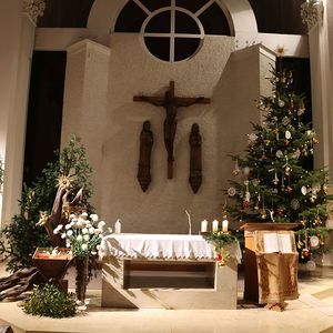 Weihnachtsschmuck in St. Quirinus