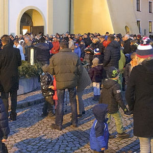 Adventkranz 2013 Pfarre Peuerbach