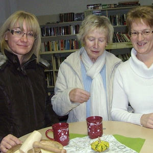 Adventkranzweihe und Schmankerlmarkt