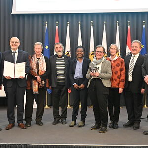 Der 30. Solidaritätspreis der Diözese Linz wurde am 11. November 2024 verliehen und holte Menschen vor den Vorhang, die ihre Verantwortung für die Gesellschaft auf beeindruckende Weise wahrnehmen. Die Pfarrpartnerschaft Kirchdorf – Kakonko ist Prei