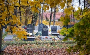 Friedhofsbesuch zu Allerseelen