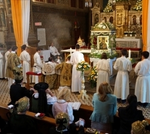 Erster Festgottesdienst mit Bischof Ludwig