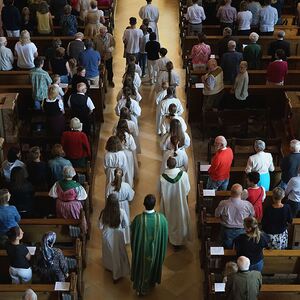 Familienmesse mit MinistrantInnenaufnahme